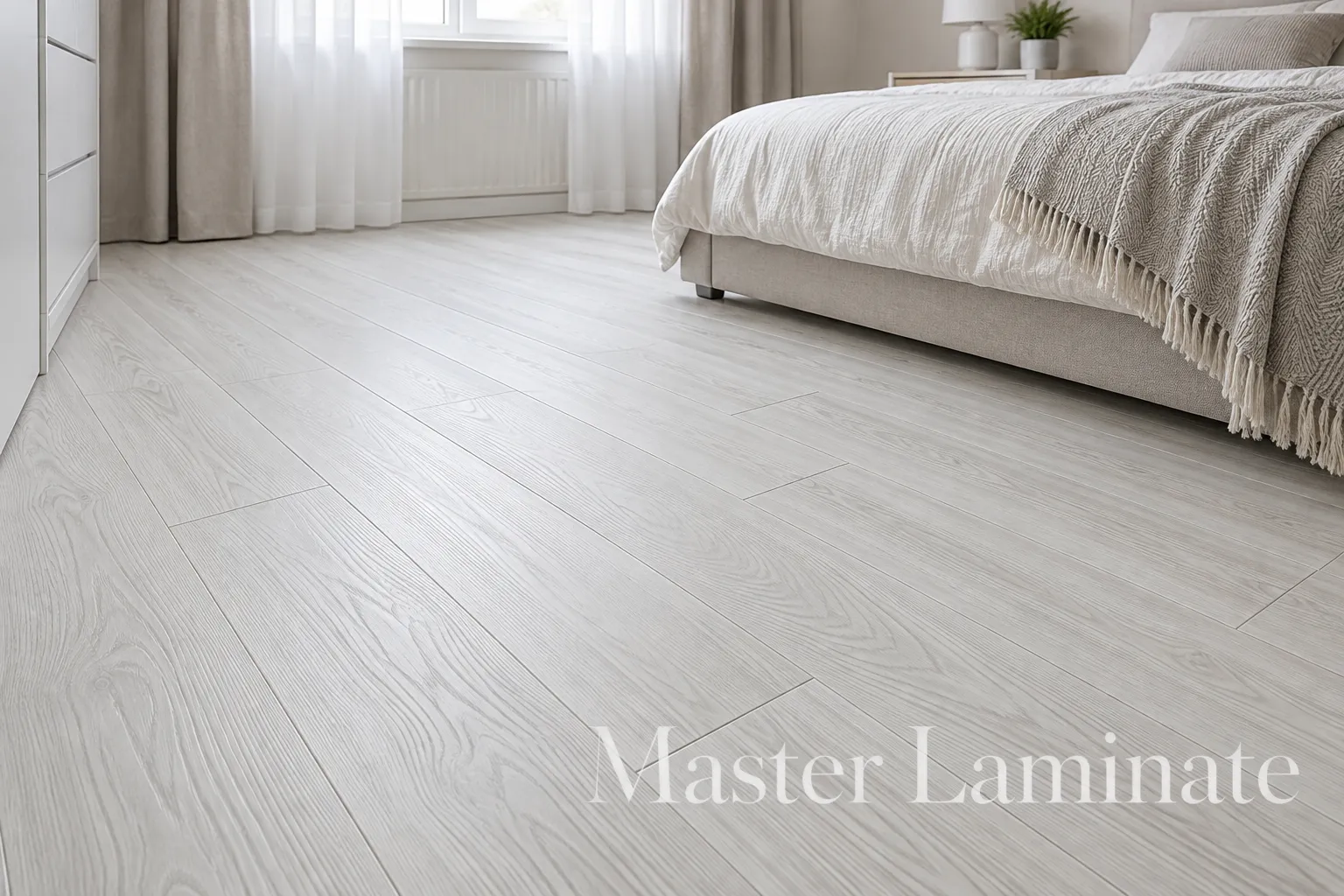 Ламинат Lamiwood Dinasty 8/34 4U 208 Дуб Жемчуг 1215x240