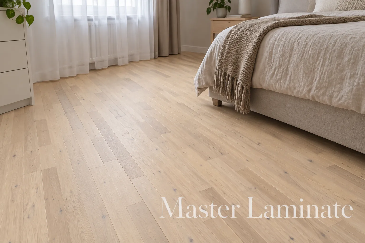 Инженерный паркет Haro Strip Prestige 4000 Series 543502 Дуб светло-белый саваж браш 1000x120x10
