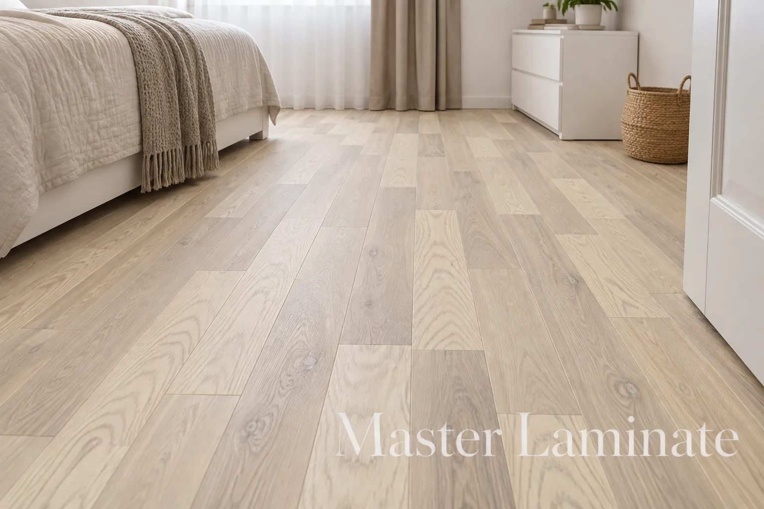 Паркетная доска AlixFloor ALX1026 Ясень Светло-бежевый 2000x138x14