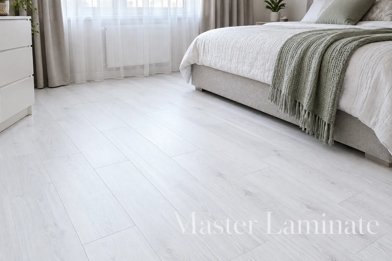 Ламинат Falquon Max 8/32 D2935 White глянец 1220x610